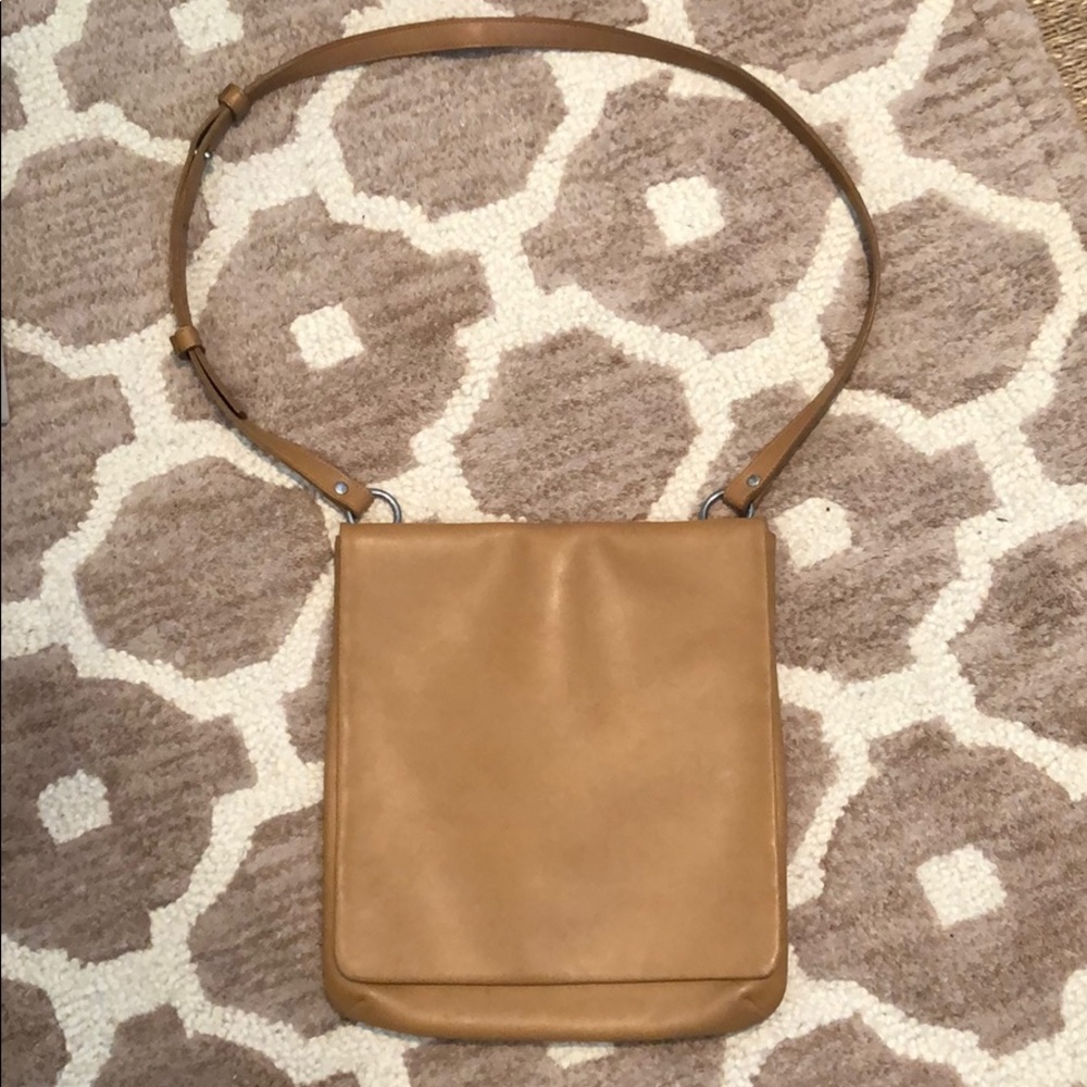 Coach tan leather messenger crossbody bag